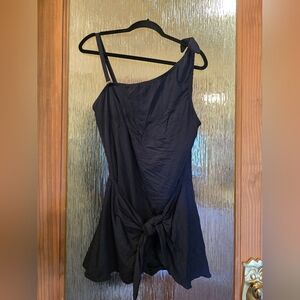 Contours By Coco Reef Black One-Shoulder Swim One Piece